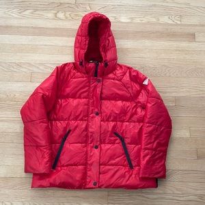 Red Guess women’s bubble jacket 🔥size XL